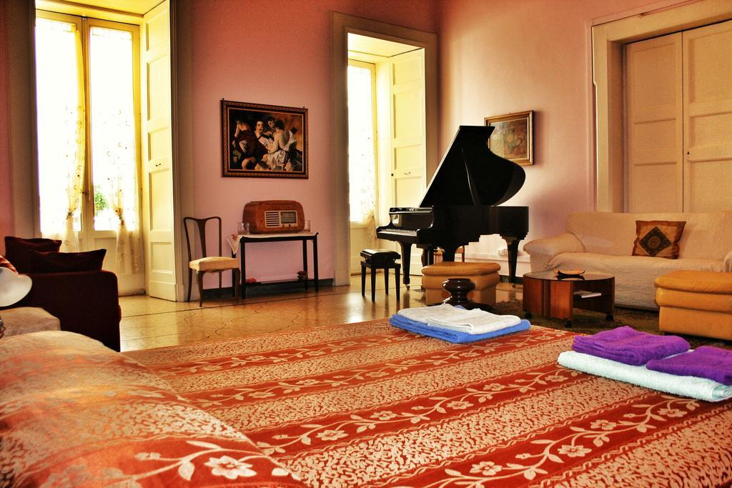Palazzo Belli B&B Lecce Habitación foto