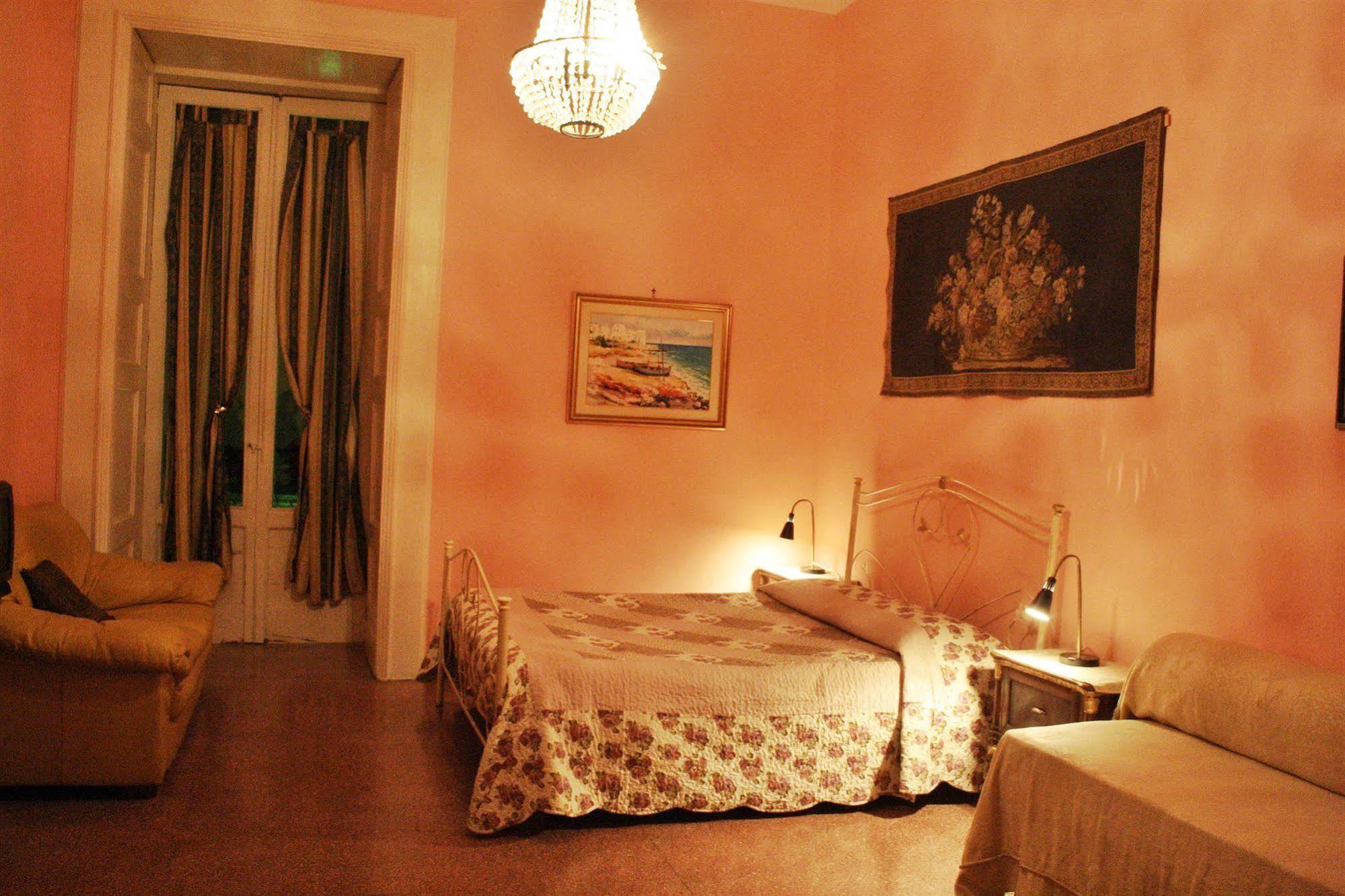 Palazzo Belli B&B Lecce Exterior foto